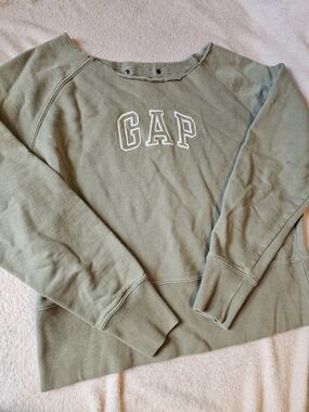 GAP Olive Green Cropped Sweatshirt | Vintage